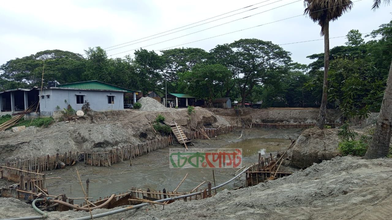 গোপালগঞ্জে সিলনা ব্রিজে সংস্কার কাজ শুরু, স্বস্তি ফিরছে এলাকাবাসীর মাঝে
