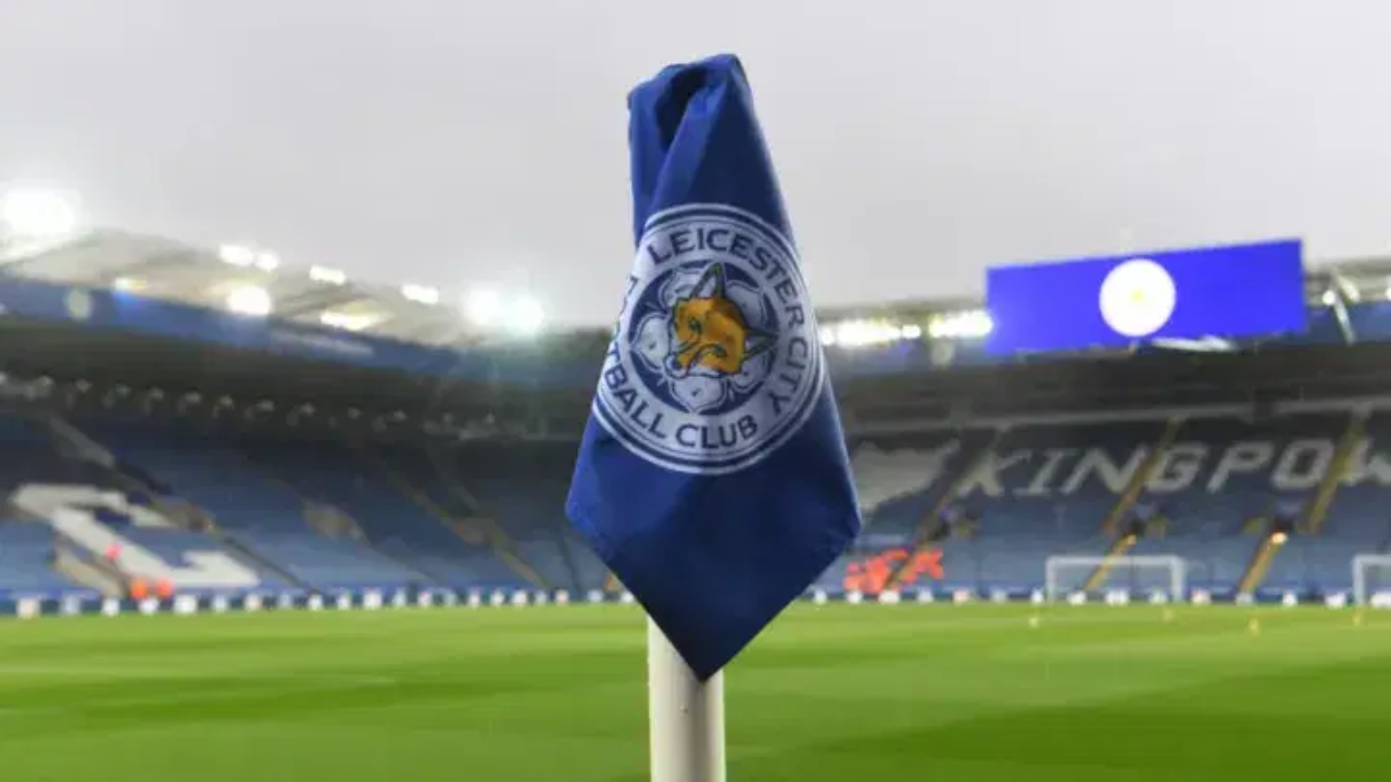 এক দশকের মধ্যে যেভাবে ভেঙে পড়ল লেস্টারের সাম্রাজ্য