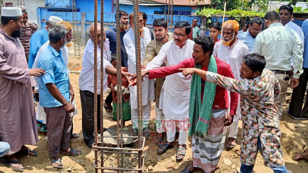 রাণীশংকৈল ভাটাপাড়ায় জামে মসজিদের ভিত্তিপ্রস্তর স্থাপন