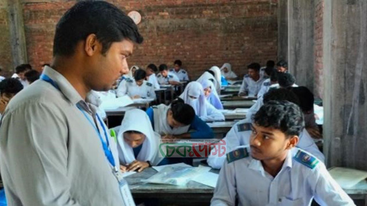মায়ের লাশ ঘরে রেখেই এসএসসি পরীক্ষা দিল মারুফ