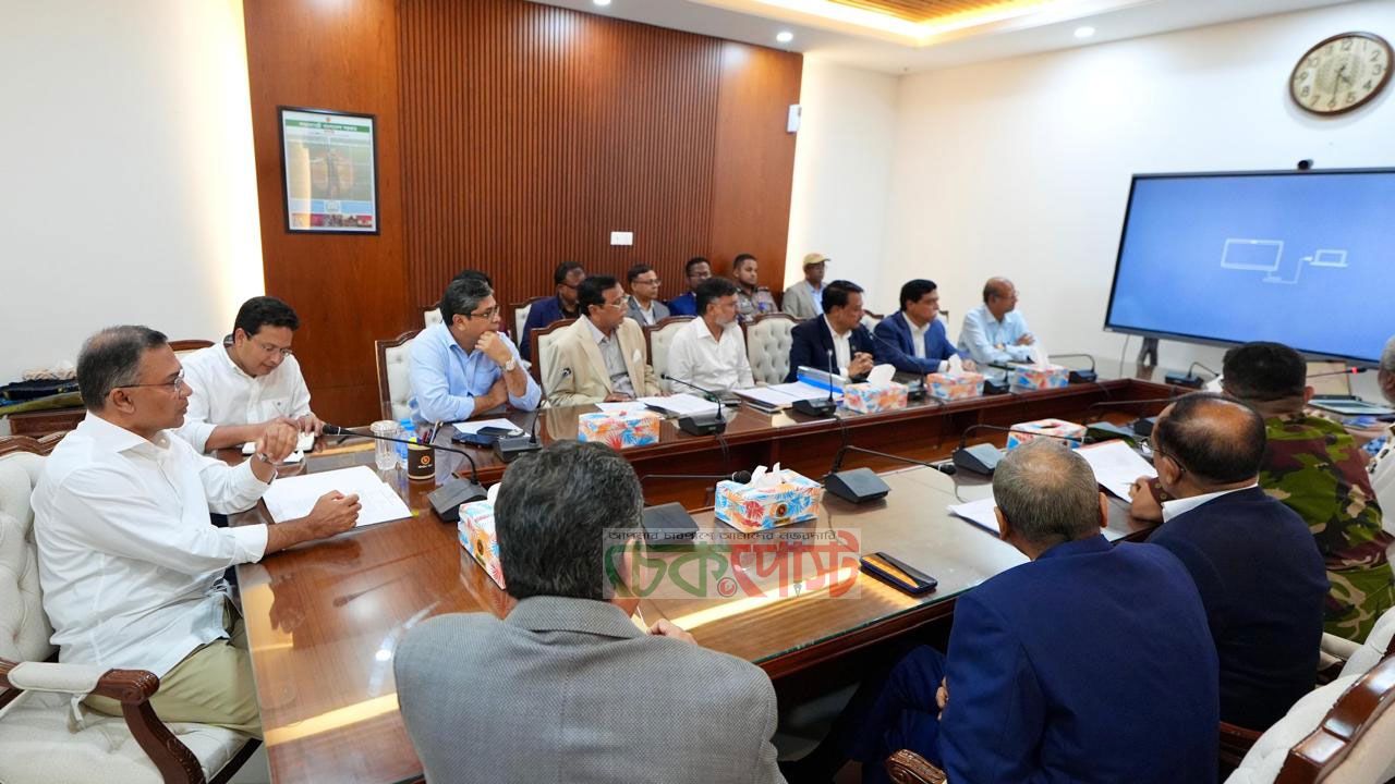 গুলশান-বারিধারা লেক উন্নয়নে প্রধানমন্ত্রীর বৈঠক সরকারের নতুন পরিকল্পনা