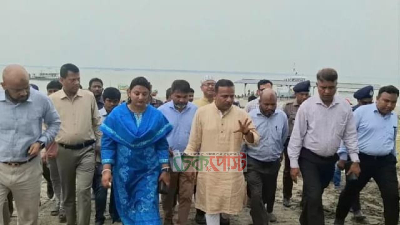 ঈদযাত্রায় শৃঙ্খলা নিশ্চিতে কঠোর অবস্থান নৌপরিবহন প্রতিমন্ত্রীর