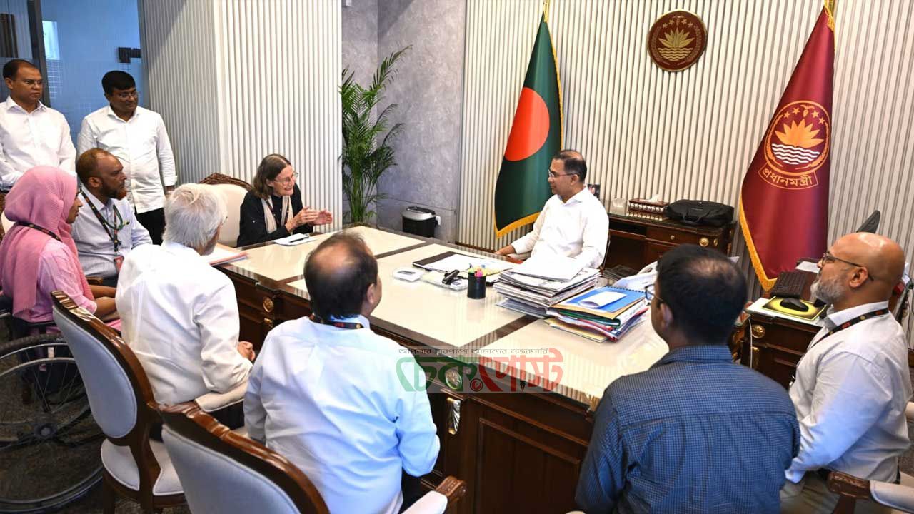 সিআরপি প্রতিনিধিদের প্রধানমন্ত্রীর সঙ্গে সৌজন্য সাক্ষাৎ