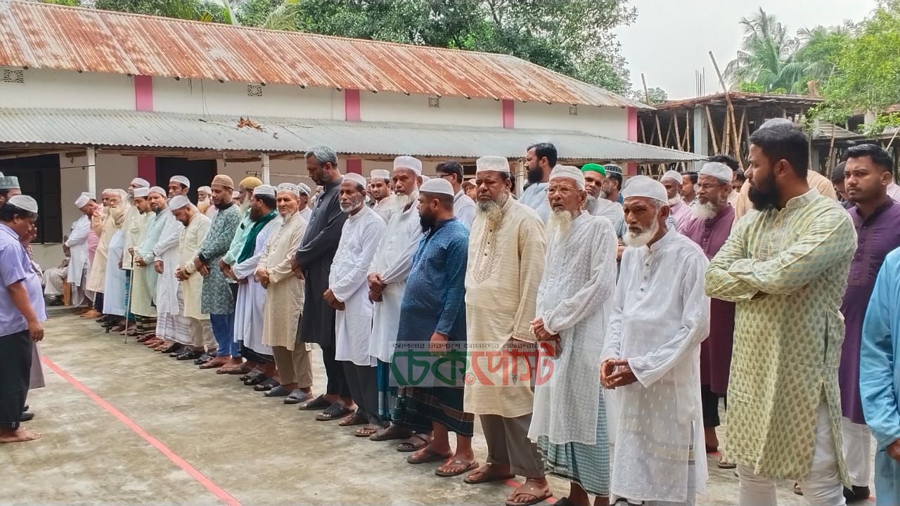 সাংবাদিক কাজল শেখের পিতা করম আলী শেখ আর চিরনিদ্রায়