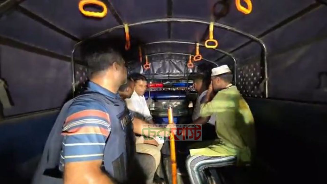 তোফায়েল আহমেদের জানাজায় ‘জয় বাংলা’ স্লোগান, আটক কয়েকজন