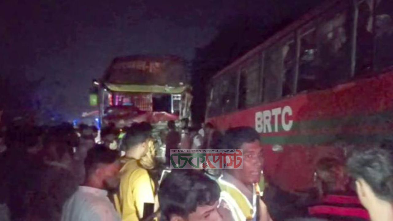 গোপালগঞ্জে দুই বাসের ভয়াবহ সংঘর্ষ, নিহত ২ আহত ২৫