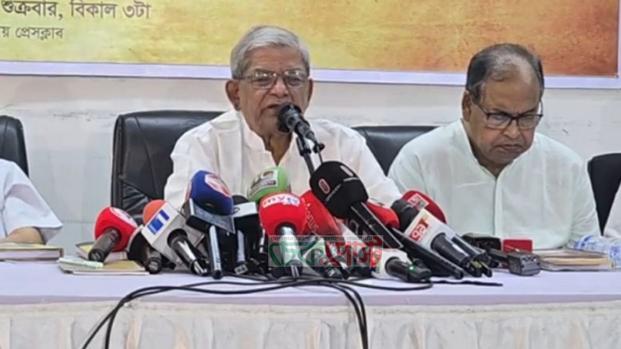 গণতন্ত্র আবারও সংকটে: পরিকল্পিত বাধার অভিযোগ মির্জা ফখরুলের
