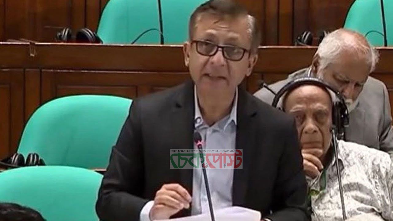 রপ্তানি বাড়াতে নতুন বাজার খুঁজছে বাংলাদেশ! বড় ঘোষণা বাণিজ্যমন্ত্রীর