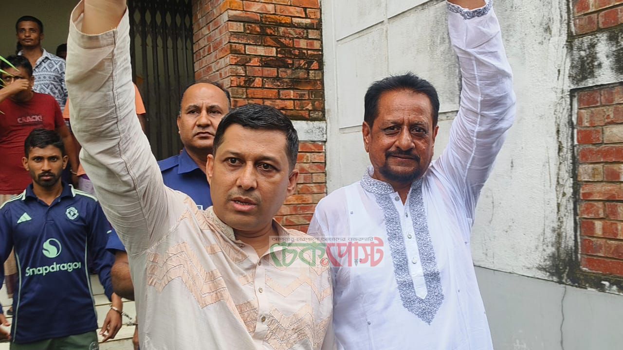 সাবেক পরিকল্পনামন্ত্রীর এপিএসসহ দুই আ.লীগ নেতা জেল হাজতে