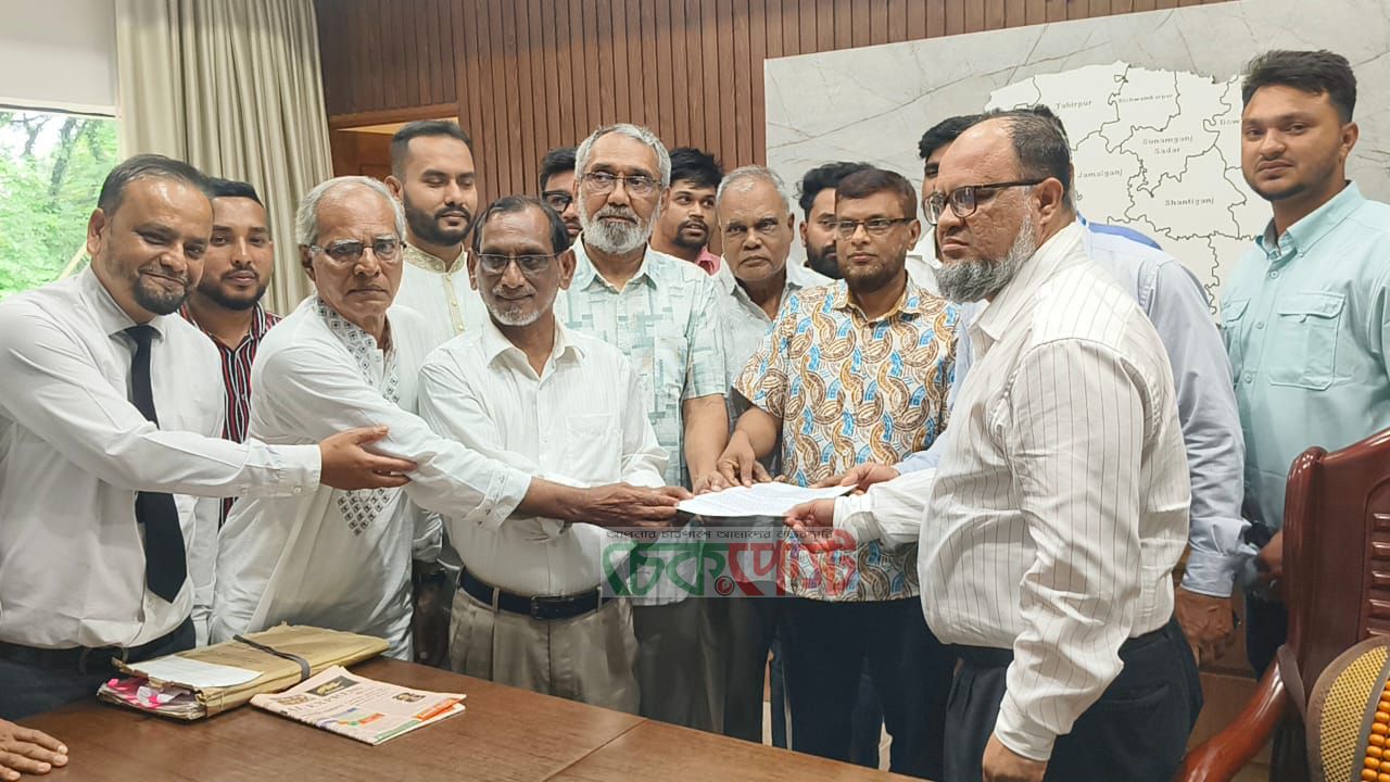 সুবিপ্রবি ভিসি পরিবর্তনের দাবিতে শিক্ষামন্ত্রীর কাছে স্মারকলিপি