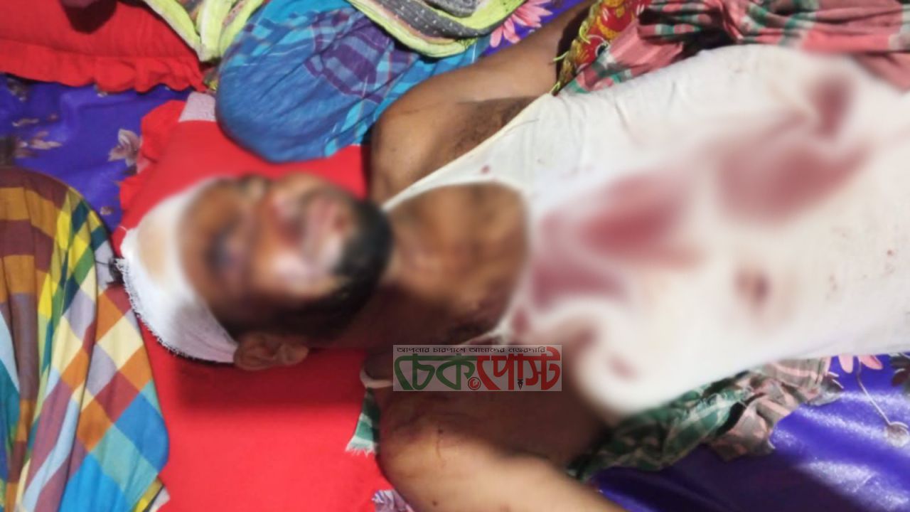 নোয়াখালীর আন্ডারচরে ভয়াবহ ডাকাতি, দম্পতিকে কুপিয়ে জখম করে লুটপাট