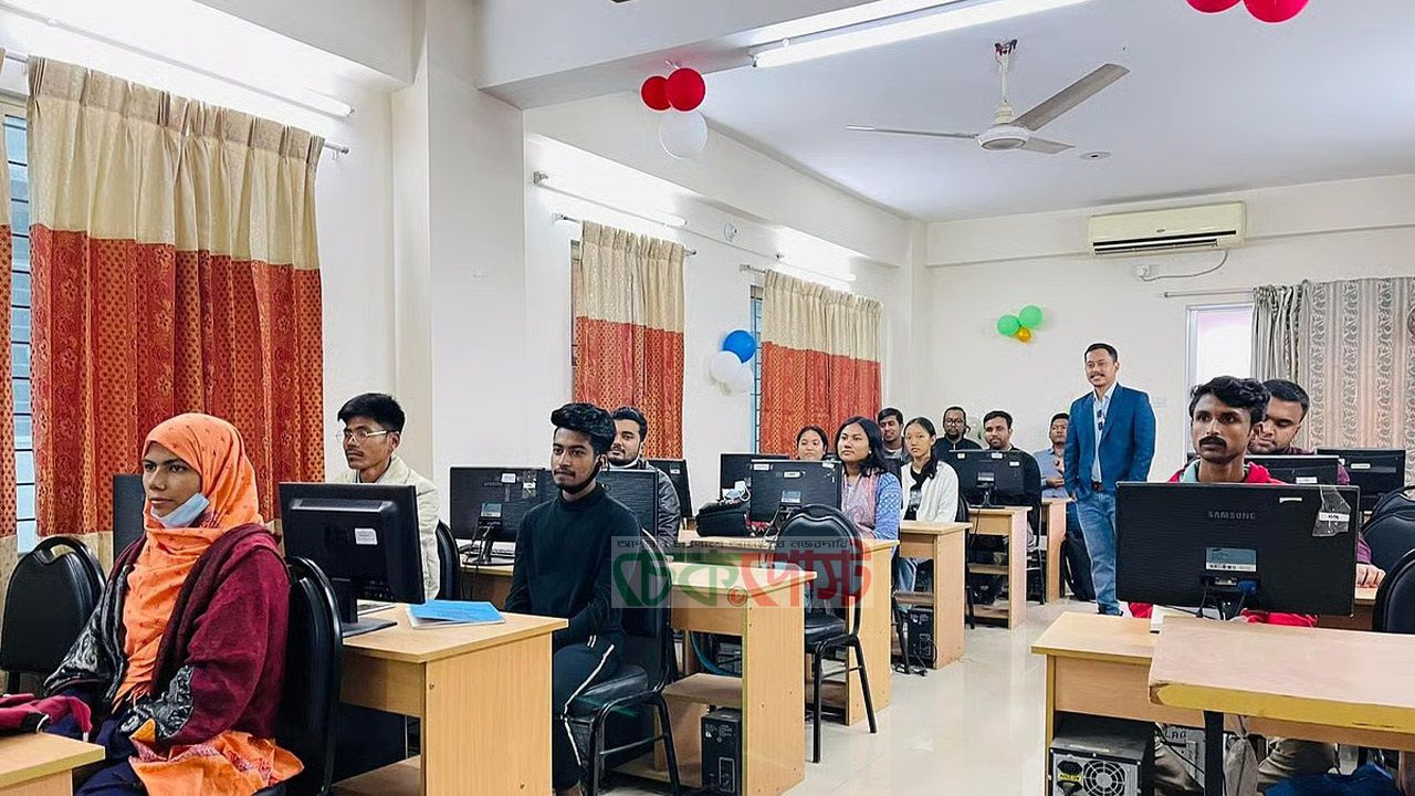 ফ্রি ফ্রিল্যান্সিং প্রশিক্ষণ, সঙ্গে দৈনিক ২০০ টাকা ভাতা যুবকদের জন্য বড় সুযোগ
