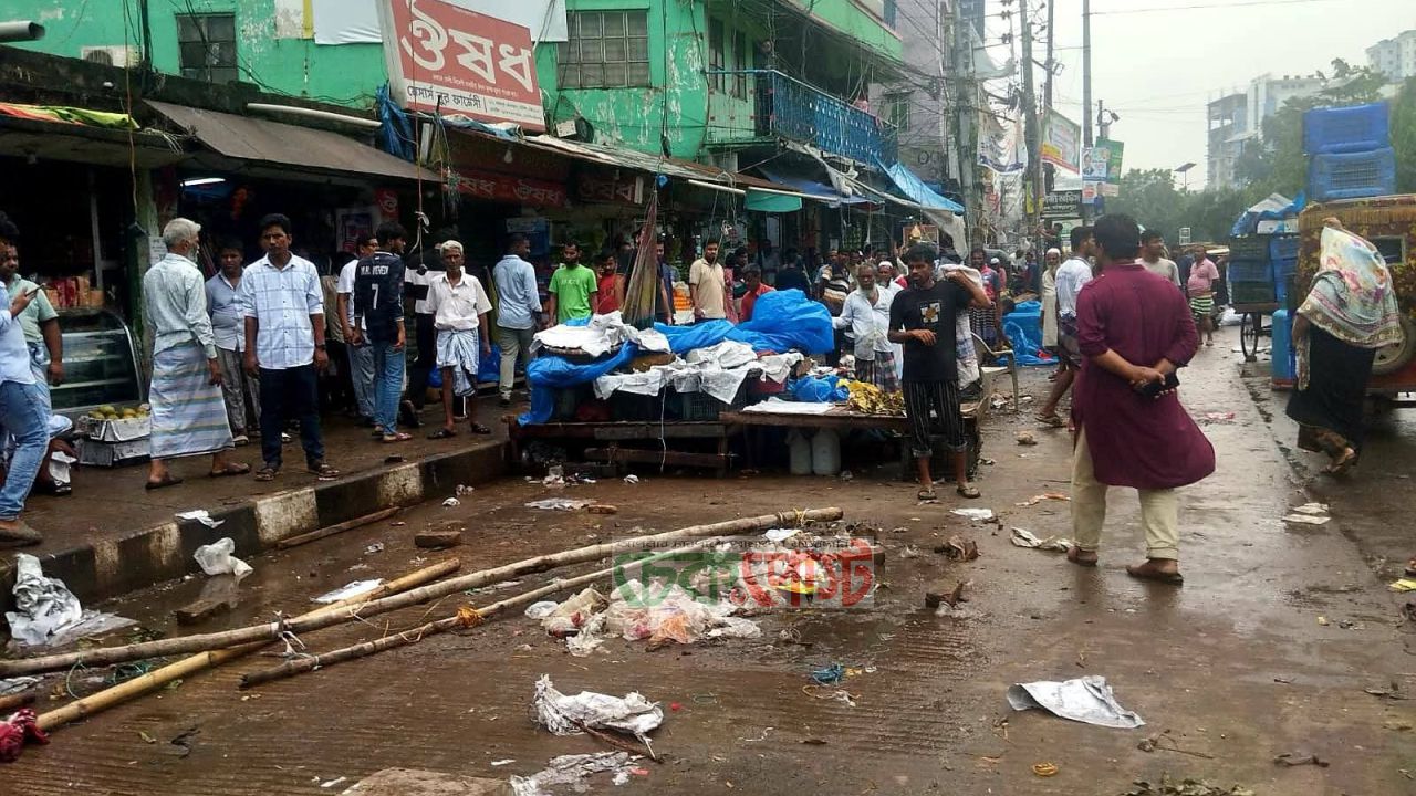 কাকরাইল থেকে আরামবাগ: ফুটপাত দখলমুক্ত করল ডিএসসিসি অভিযান