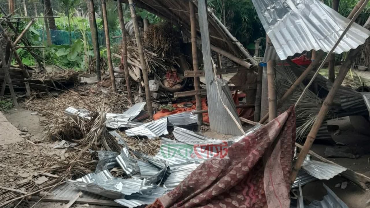 পুঠিয়ায় আদিবাসীদের বাড়ি ভাঙচুর ও লুটপাটের অভিযোগ