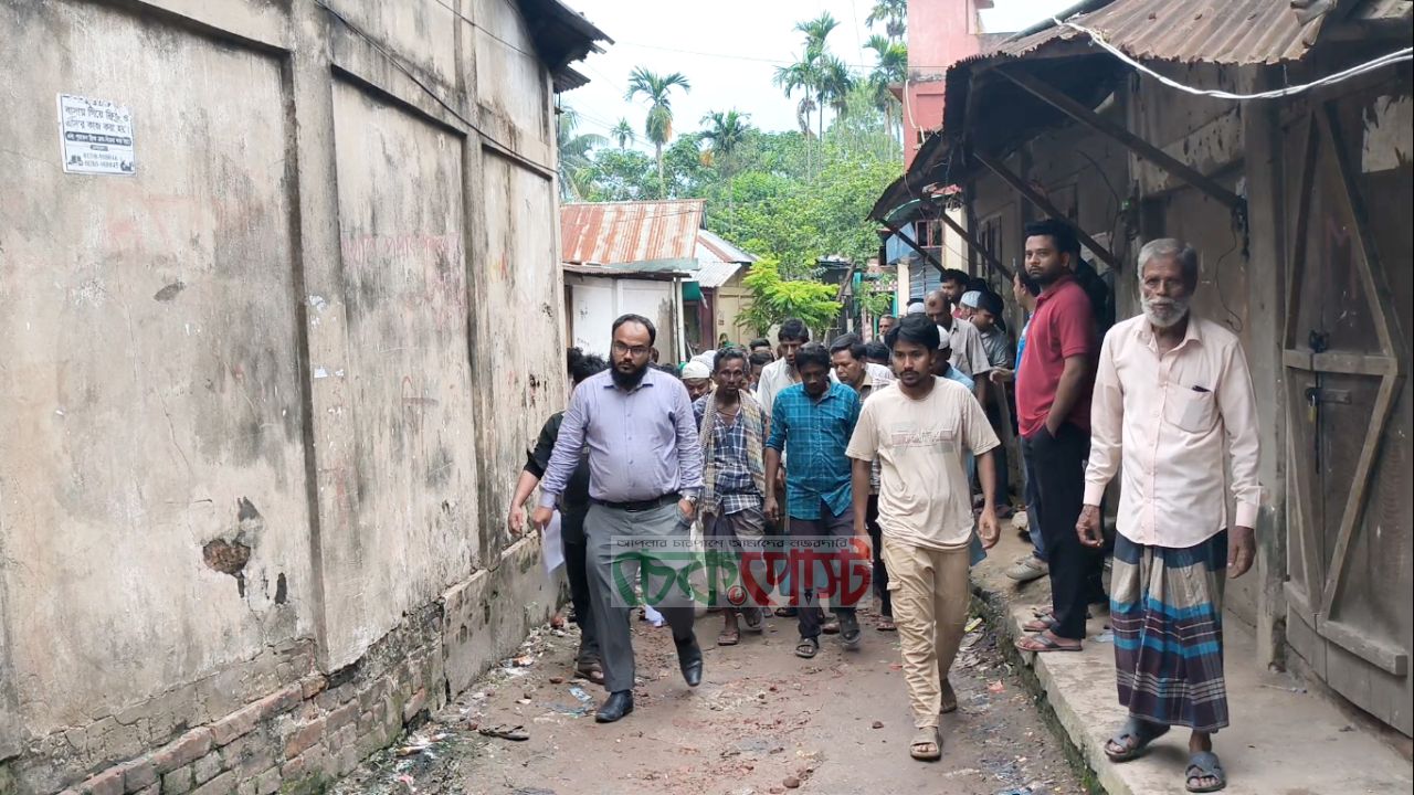 শায়েস্তাগঞ্জে সরকারি রাস্তা দখল উচ্ছেদে প্রশাসনের আল্টিমেটাম