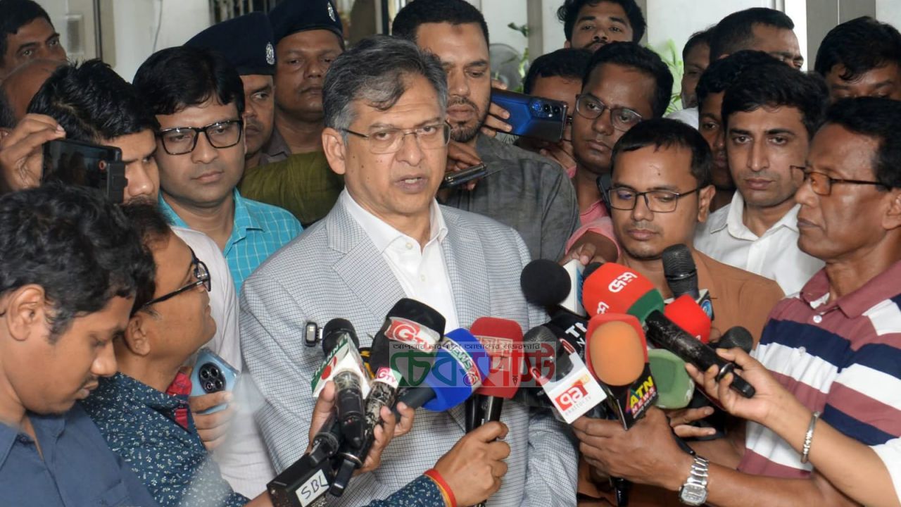 আইনশৃঙ্খলা নিয়ন্ত্রণে, ৬ জেলায় সেনা মোতায়েন রুটিন দায়িত্ব: স্বরাষ্ট্রমন্ত্রী