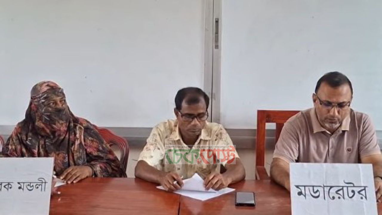ভুরুঙ্গামারী মহিলা দাখিল মাদ্রাসায় জলবায়ু নিয়ে বিতর্ক প্রতিযোগিতা