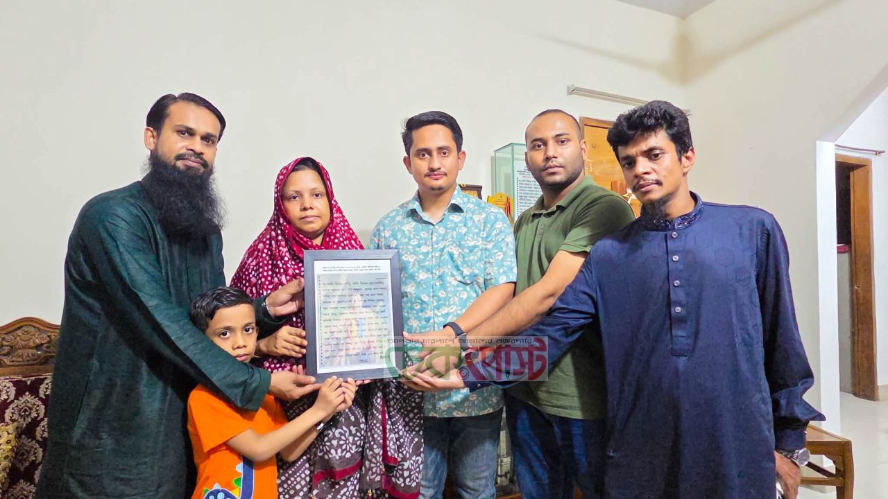 শহীদ আনাসের চিঠি আজও হৃদয় ছুঁয়ে যায়, যা বললেন সারজিস আলম