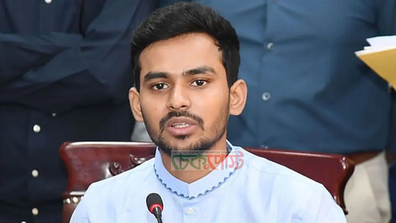 পুলিশের উপস্থিতিতে নাসীরুদ্দীন-সারজিসের গাড়িবহরে হামলার অভিযোগ: আসিফ মাহমুদ