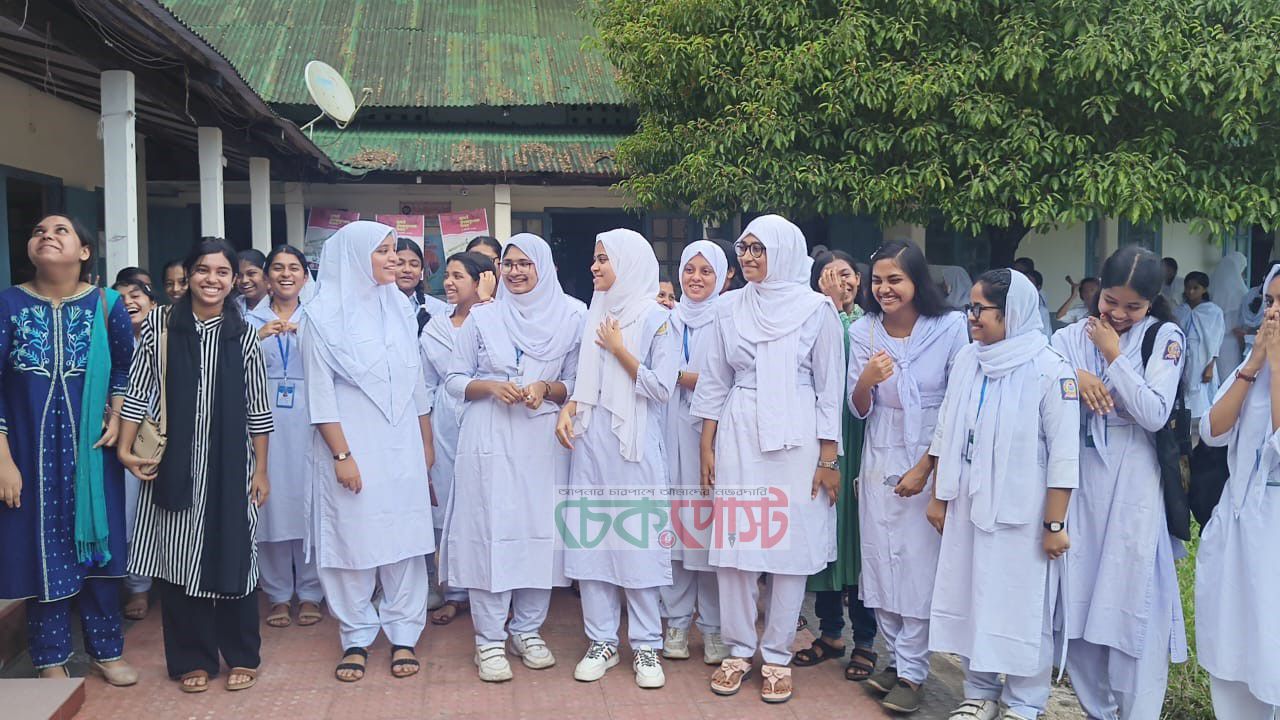 জাতীয় গড়ের চেয়ে পিছিয়ে জেলা, সুনামগঞ্জ সদরে জিপিএ-৫ সর্বোচ্চ