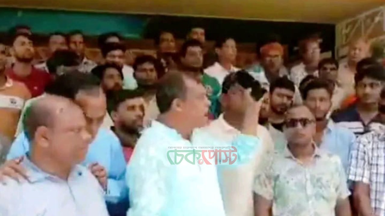 নাচোলে টিসিবি ফ্যামিলি কার্ড নিয়োগে অনিয়মের অভিযোগ
