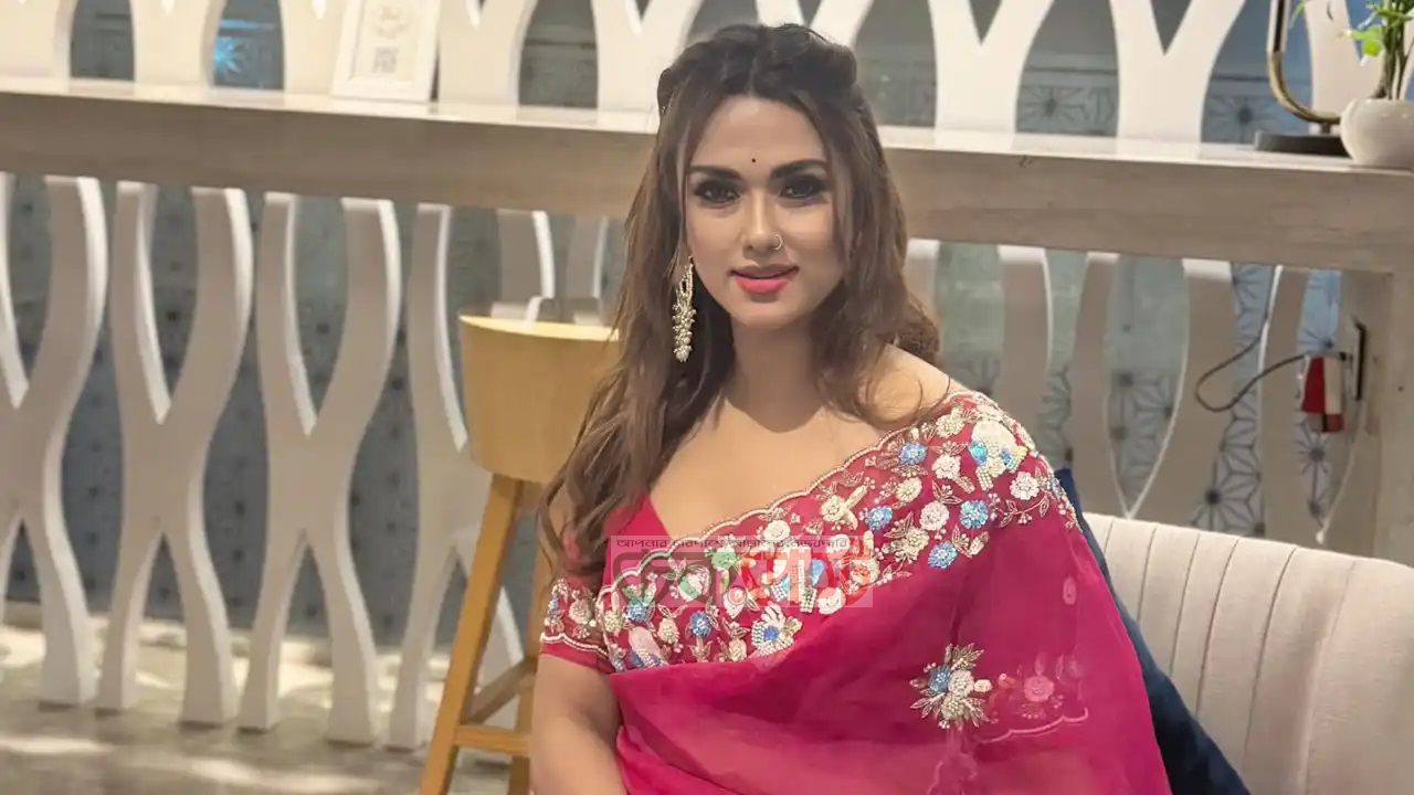 জন্মদিনে ভালোবাসায় ভাসছেন নায়িকা ববি