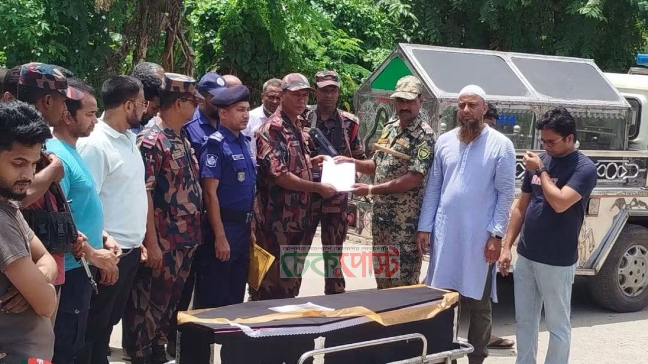 কলকাতার আগুনে নিহত আলিমুজ্জামানের লাশ ভোমরা দিয়ে দেশে ফিরল