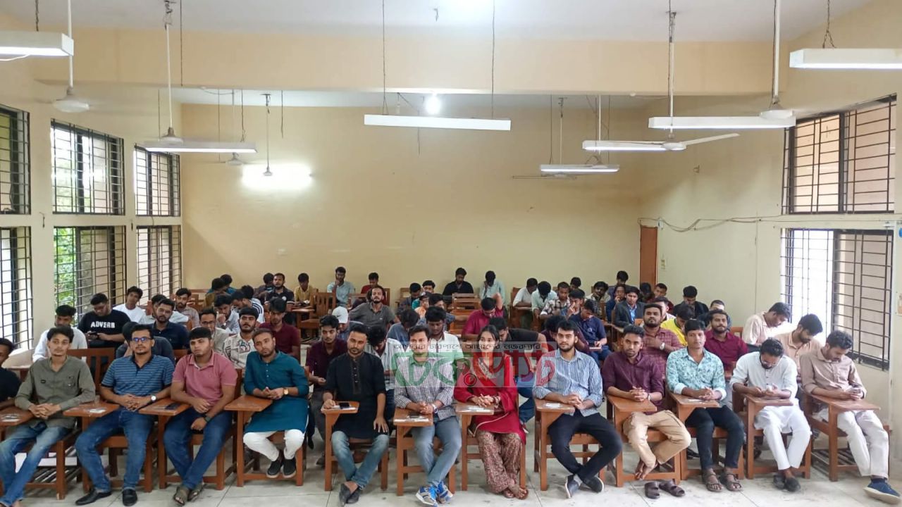 মাদক ও র‍্যাগিংমুক্ত ক্যাম্পাস গড়তে কুবি ছাত্রদলের কর্মশালা