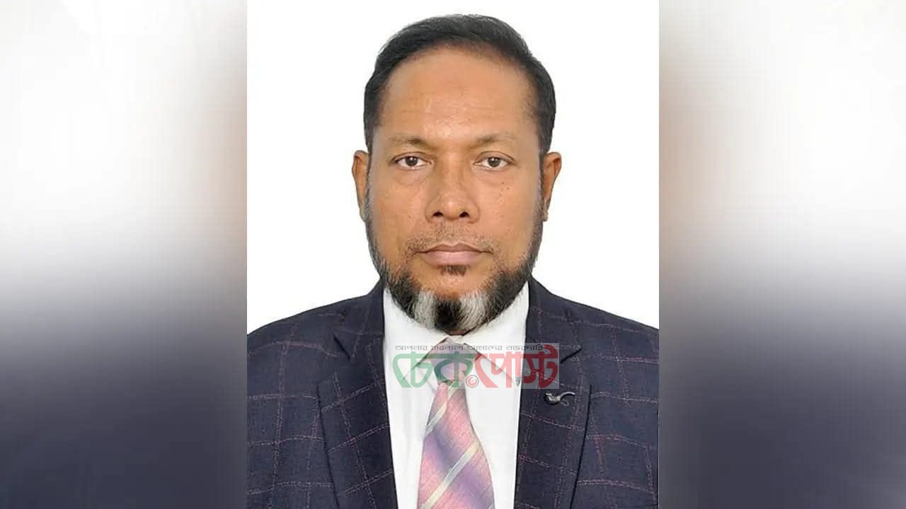 কুবির ক্যারিয়ার ডেভেলপমেন্ট সেন্টারের পরিচালক হলেন রেজিস্ট্রার মুজিবুর রহমান