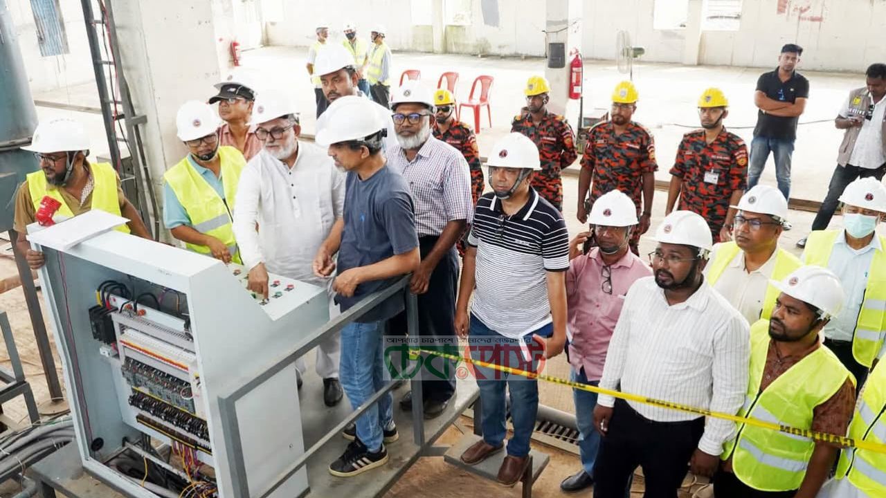 সলুয়া ল্যান্ডফিলে নির্মানধীন বর্জ্য রিসাইকিং প্লান্টের কাজের অগ্রগতি পরিদর্শন করেন: কেসিসি প্রশাসক নজরুল ইসলাম মঞ্জু 