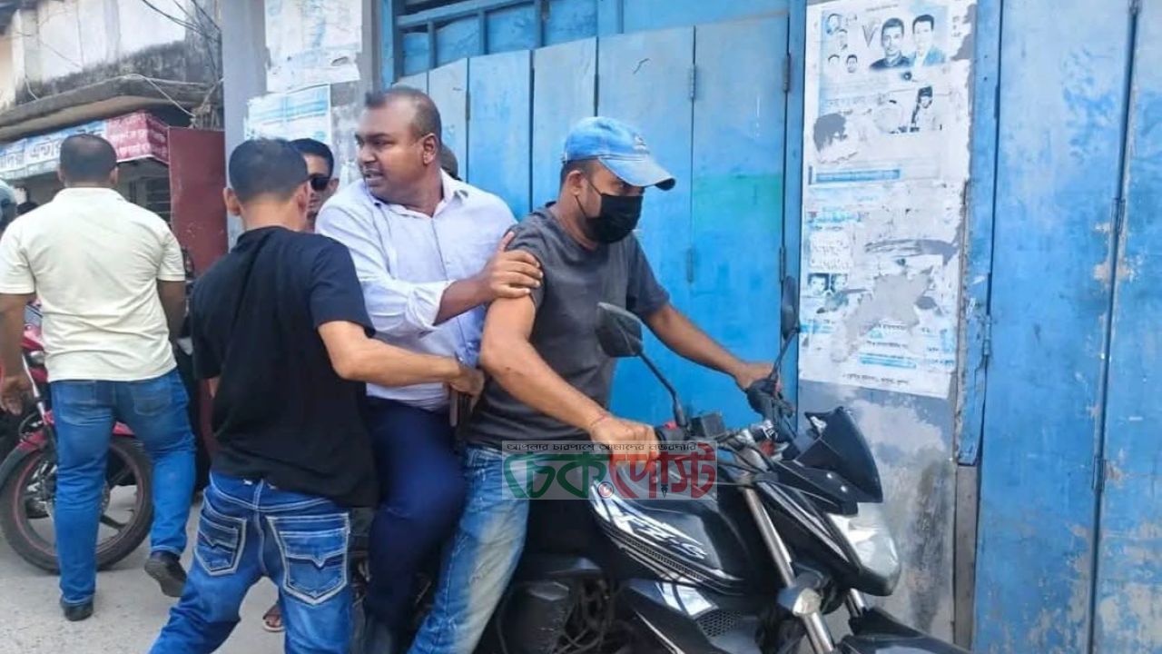 দিবালোকে সাব-রেজিস্ট্রারকে তুলে নেওয়ার ঘটনায় ধোঁয়াশা