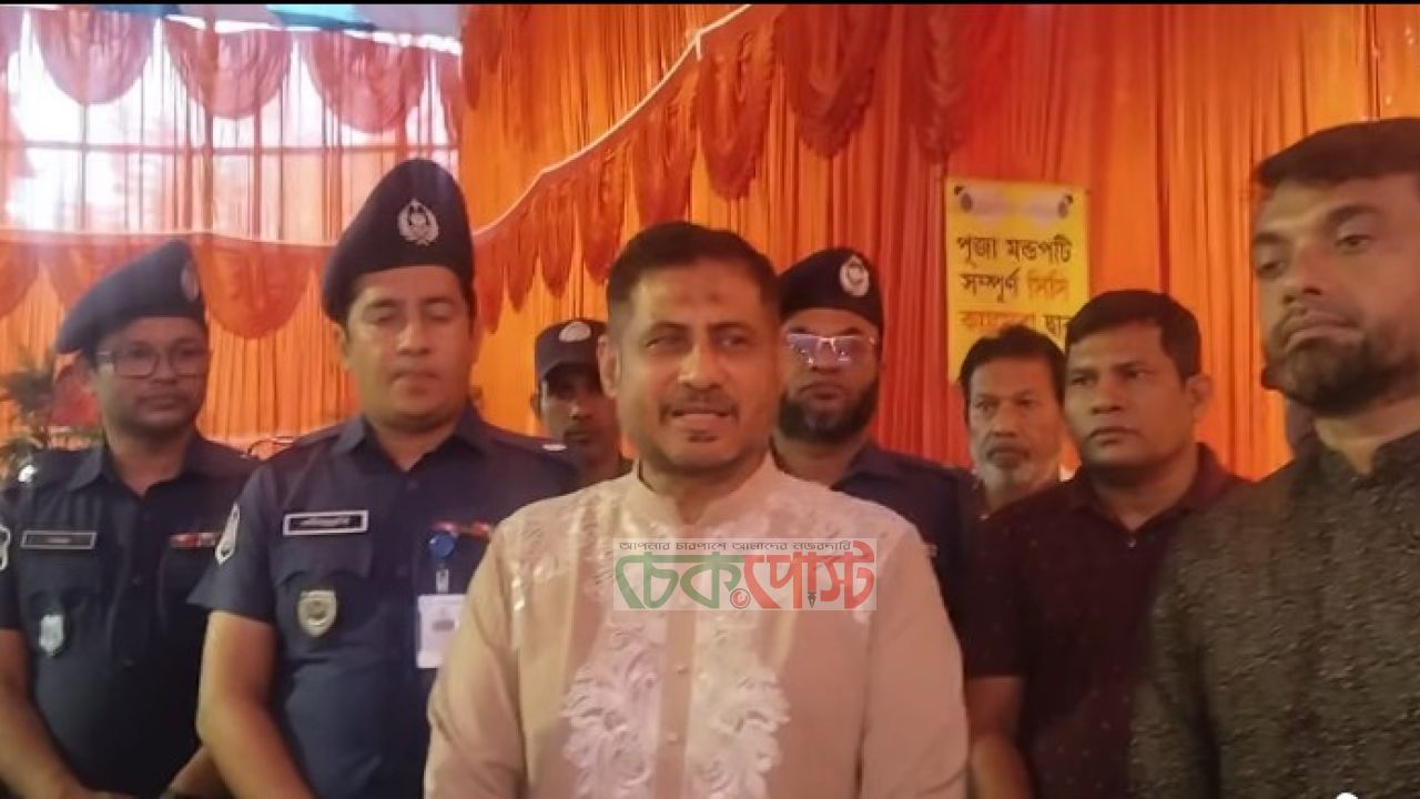 সৈয়দপুরে রংপুর রেঞ্জ ডিআইজি নীলফামারী জেলার কোন পূজামন্ডপ নিয়ে ঝুঁকি নাই