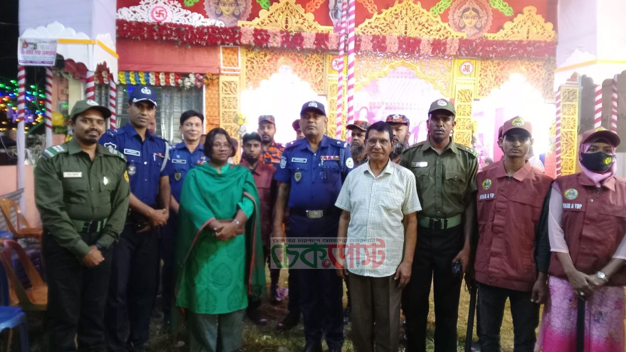 ঝালকাঠির নলছিটিতে প্রতিটি পূজা মণ্ডপ পরিদর্শন করলেন এসপি মেরিন সুলতানা